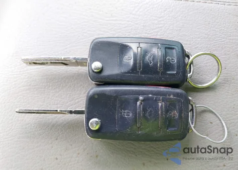 2004 Volkswagen Touareg V6 из США, поврежденный, VIN WVGBC67L74D022414